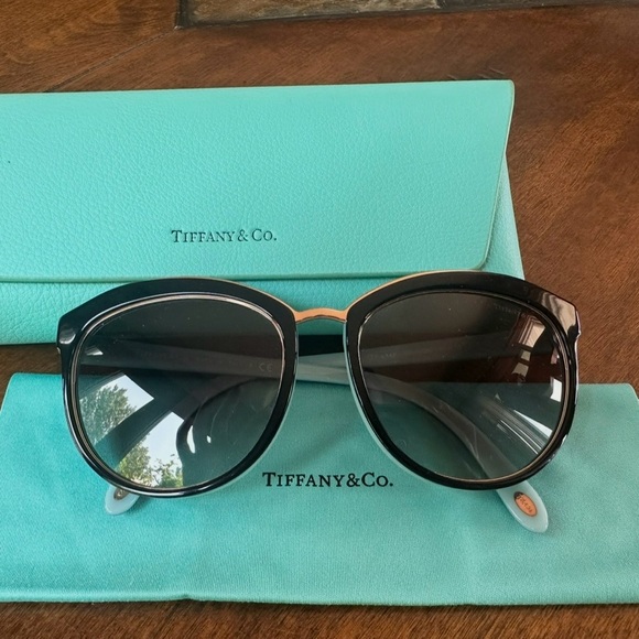 Tiffany & Co. Black Sunglasses with Aqua Case